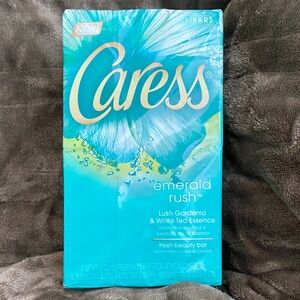 6 Bars Caress Emerald Rush Lush Gardenia & White Tea Bar Soap NEW Old Stock